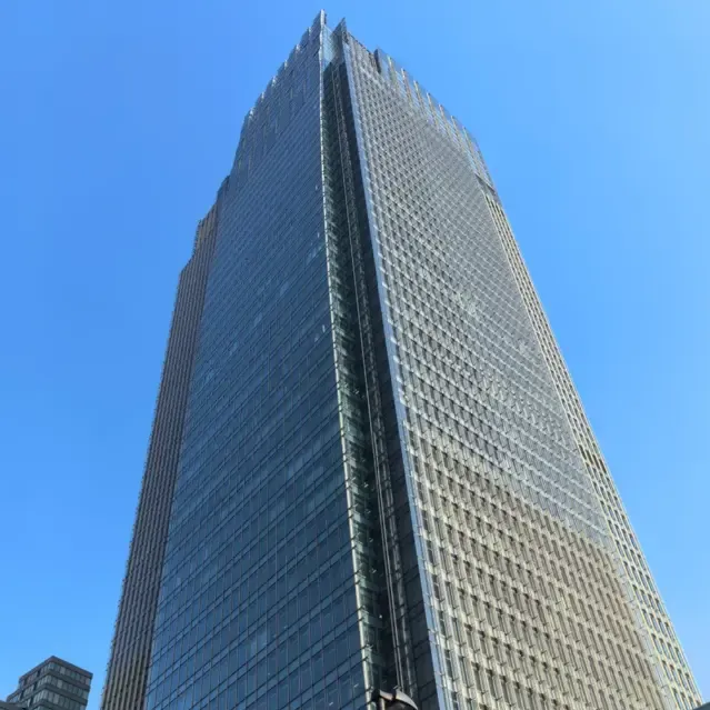 Mga Pader na Kurtinang Salamin na Sinusuportahan ng Punto